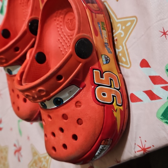 Disney Cars Crocs - Picture 3 of 6
